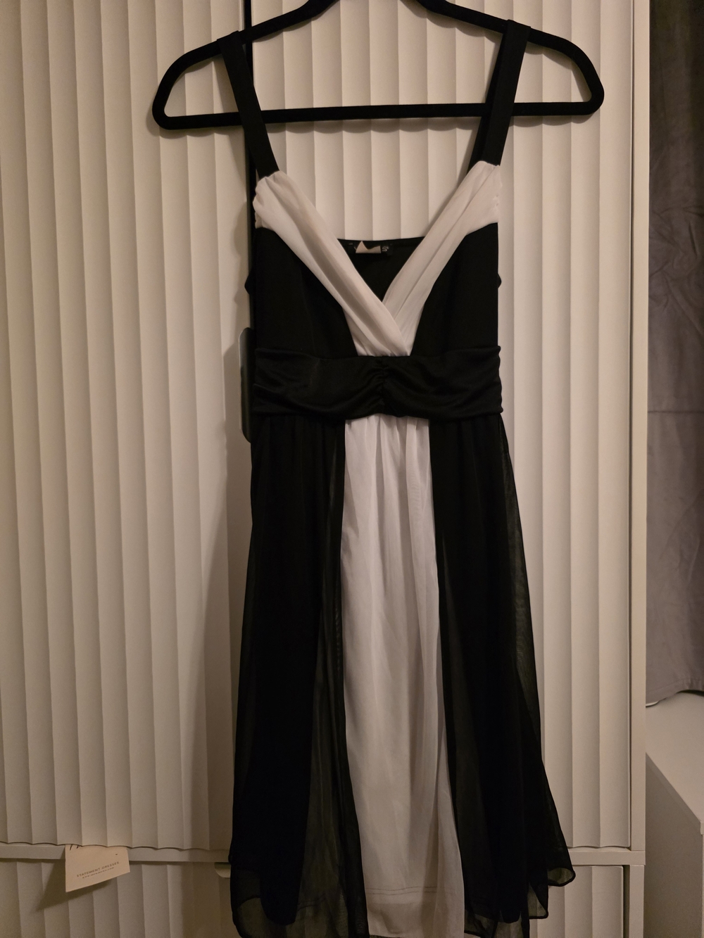 VENUS Black and White V-Neck Mini Dress